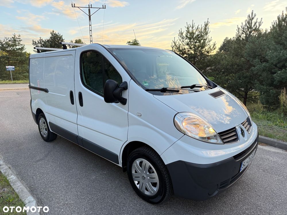 Renault Trafic - 8