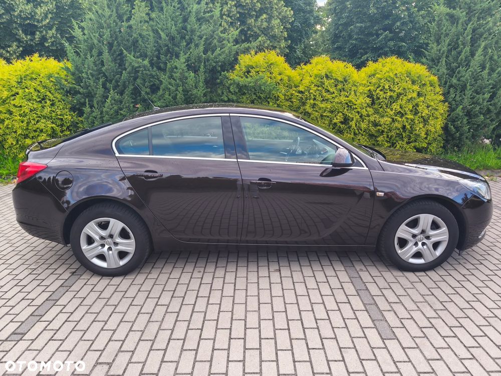 Opel Insignia 1.8 - 2