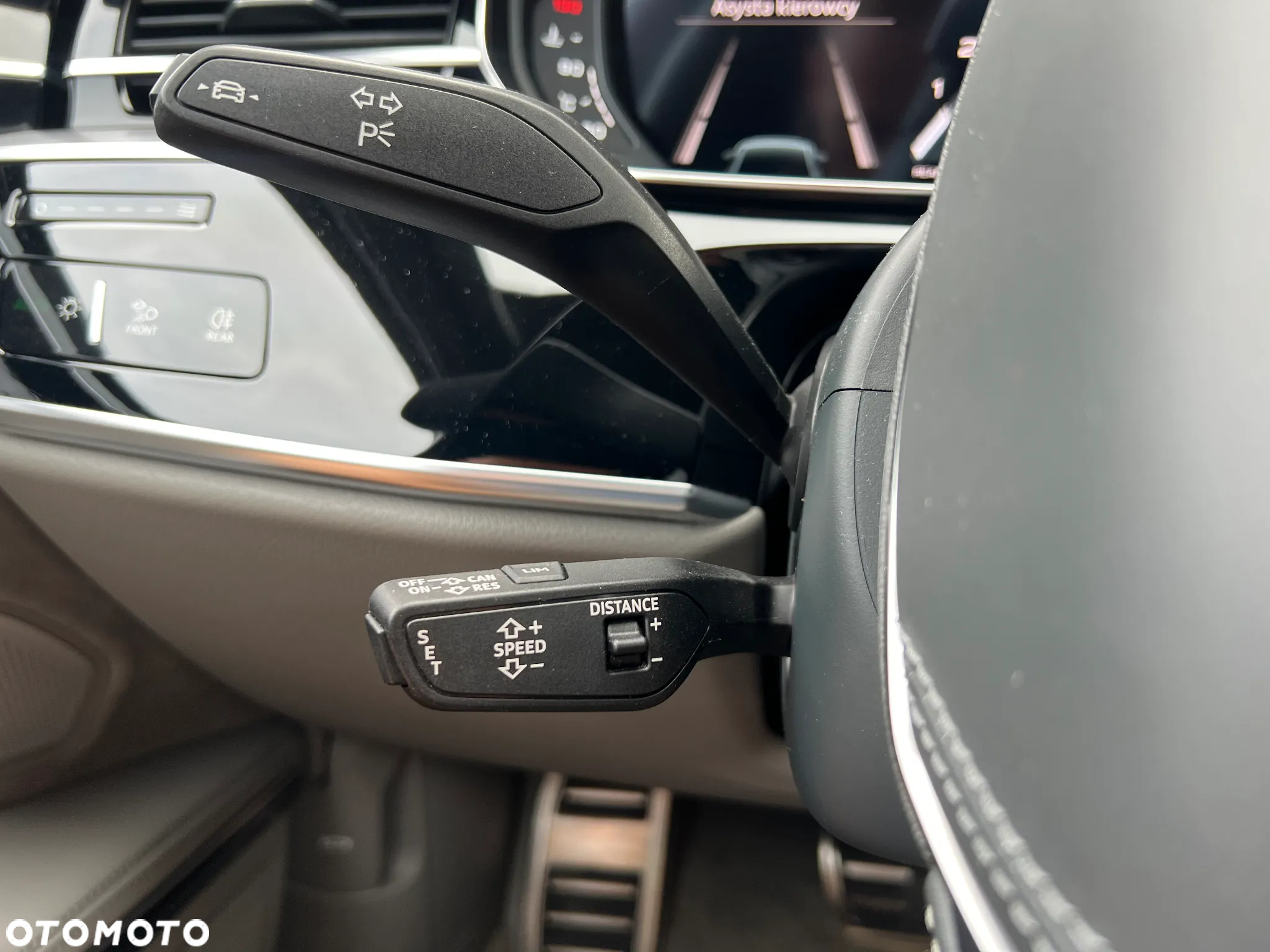 Audi S8 - 27