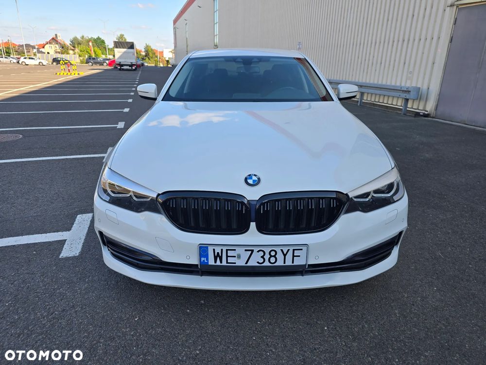 BMW Seria 5 530e iPerformance Luxury Line sport - 2
