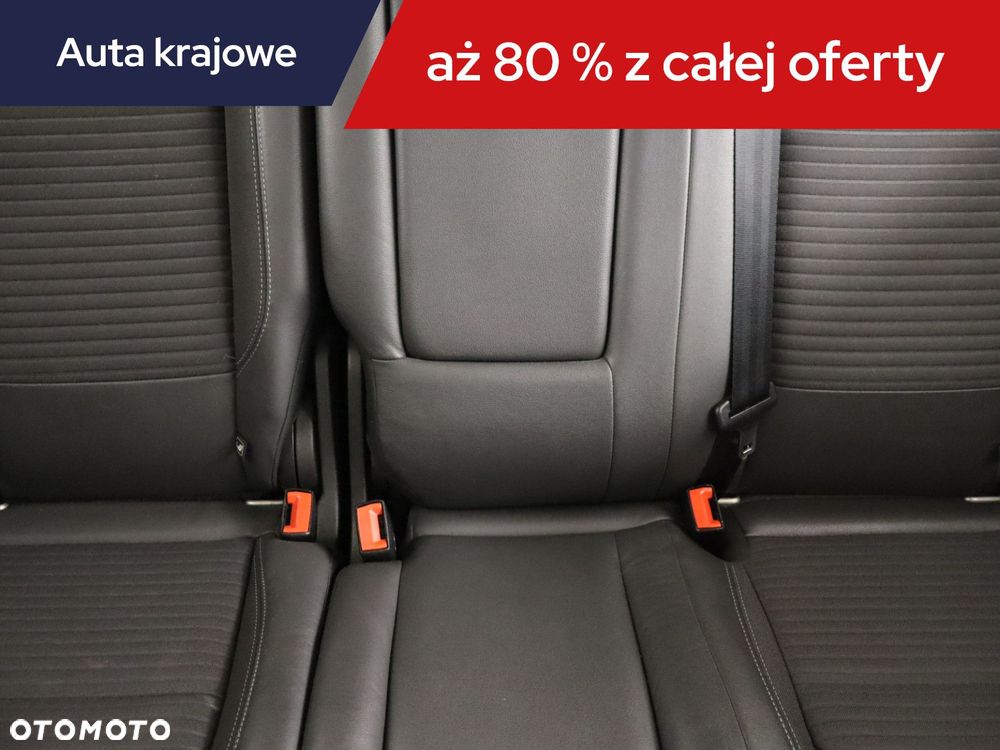 Ford Kuga - 12