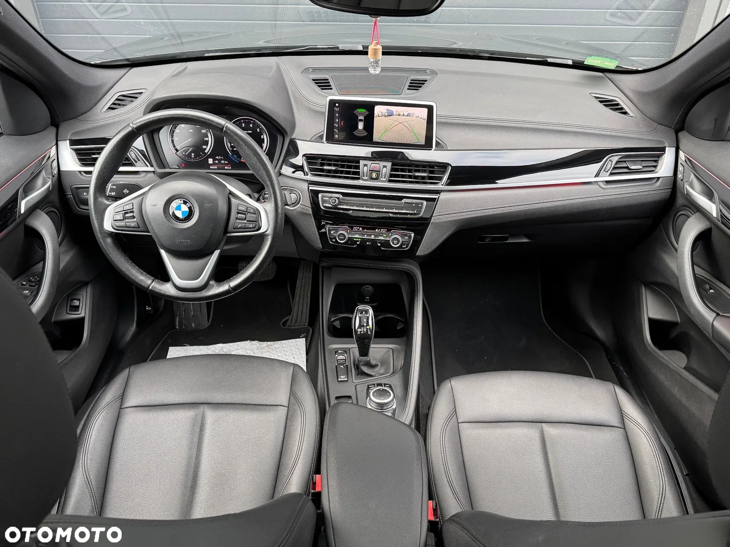 BMW X1 xDrive25i xLine - 6