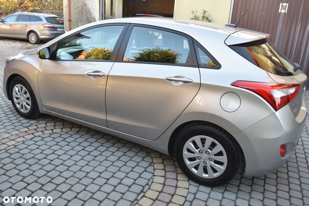 Hyundai i30 - 15