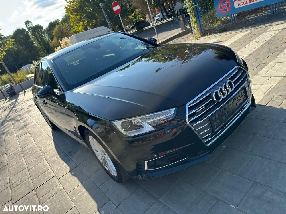 Audi A4 2.0 TDI quattro S tronic Design - 6