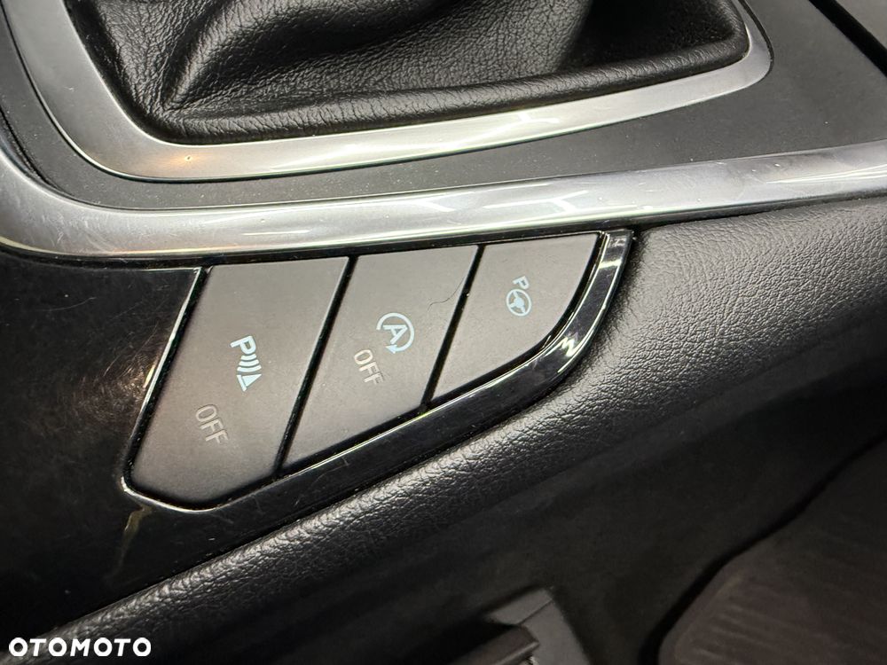 Ford S-Max 2.0 TDCi 4WD Titanium PowerShift - 39
