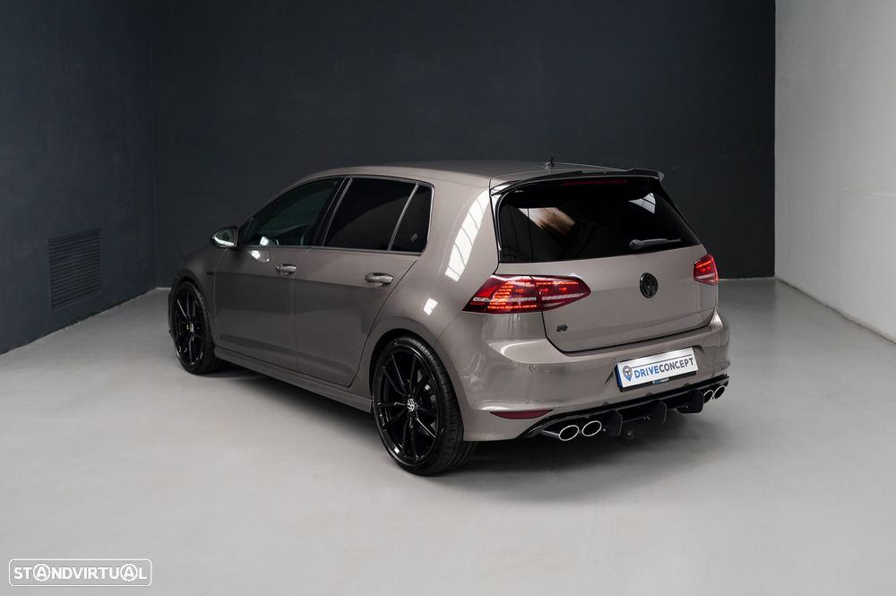 VW Golf 2.0 TSI R DSG - 17