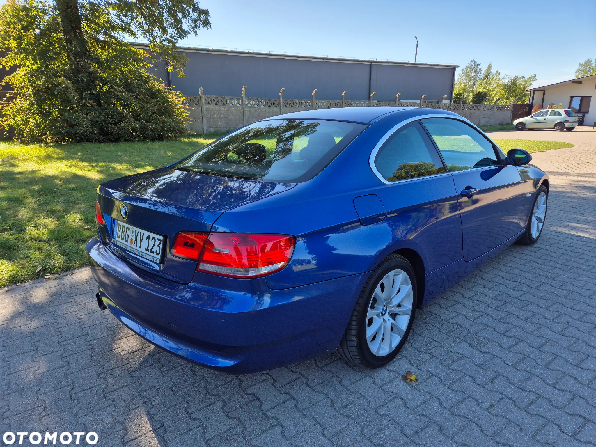 BMW Seria 3 325i - 8