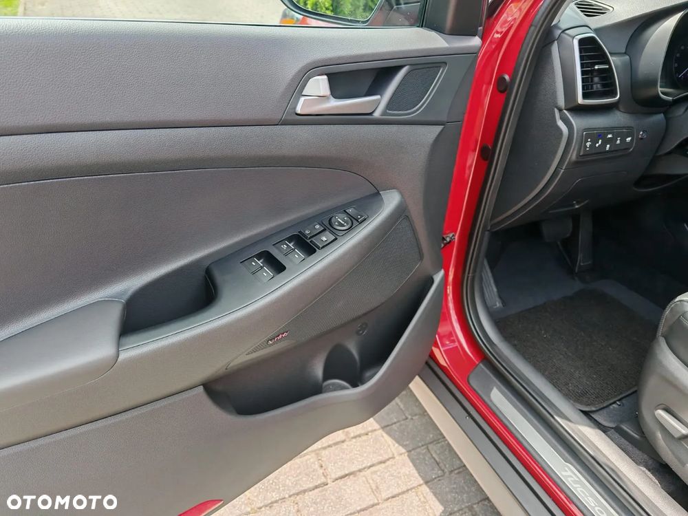 Hyundai Tucson - 25