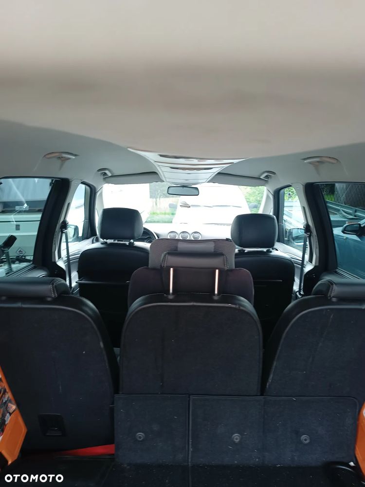 Ford Galaxy 2.0 TDCi Titanium - 3