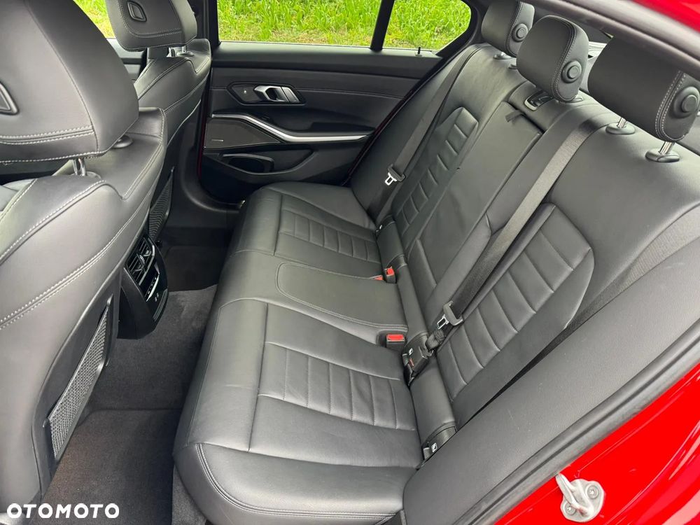 BMW Seria 3 - 14