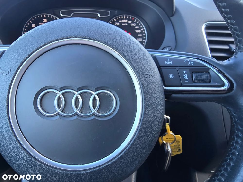 Audi Q3 2.0 TDI Quattro Edycja Specjalna - 23