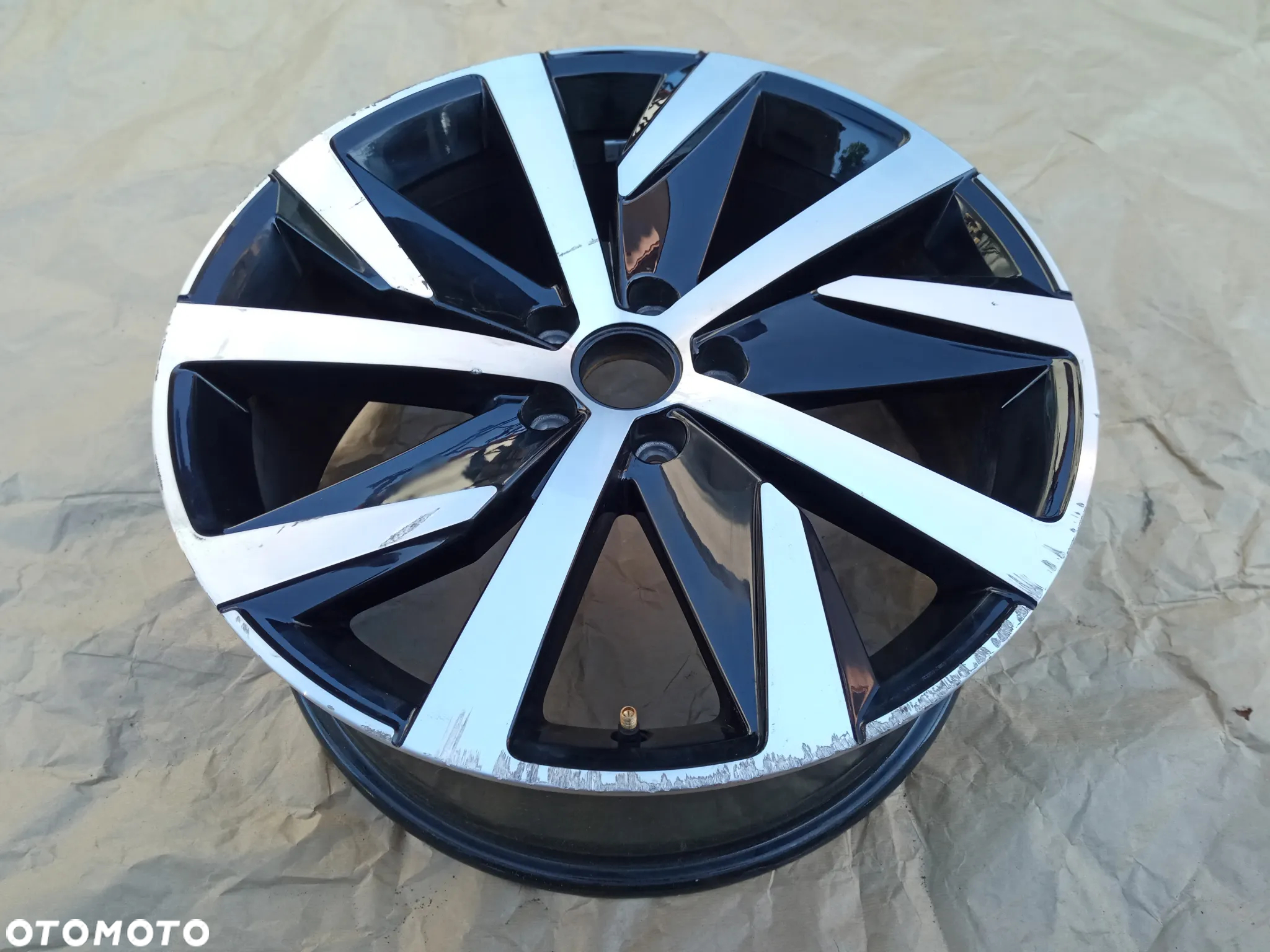 FELGA 19 T-ROC R-LINE 2GA601025 2019 VOLSKWAGEN - 2