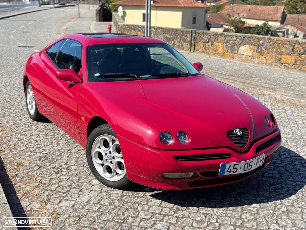 Alfa Romeo GTV 2.0 TS - 1