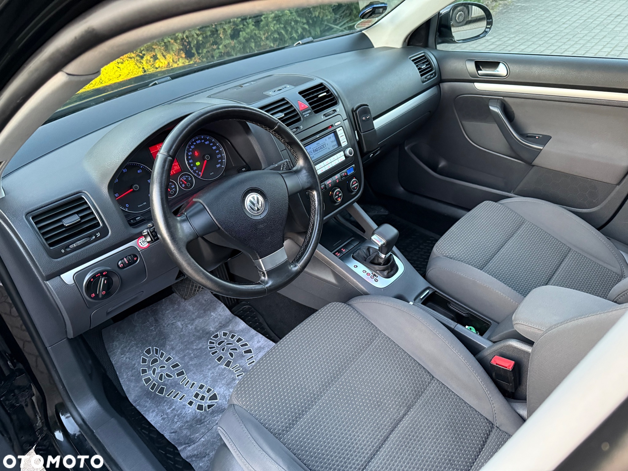 Volkswagen Golf 2.0 TDI DPF DSG Highline - 8