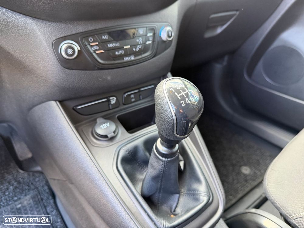 Ford Transit Courier 1.5 TDCi Trend - 18