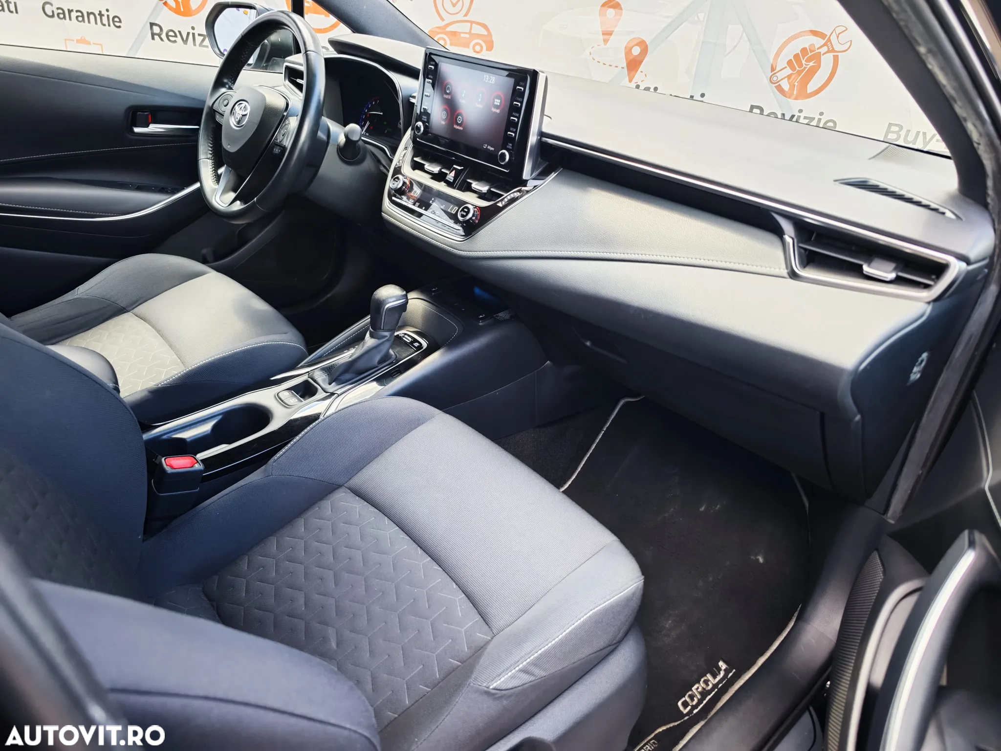 Toyota Corolla 1.8 HSD Dynamic - 16