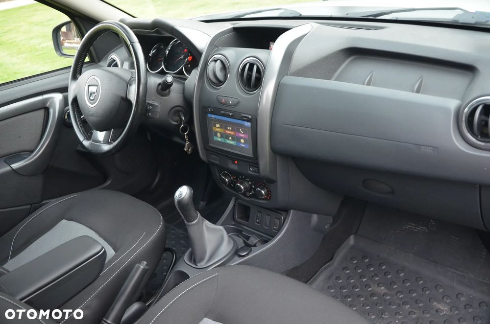 Dacia Duster 1.6 SCe Urban Explorer S&S - 22