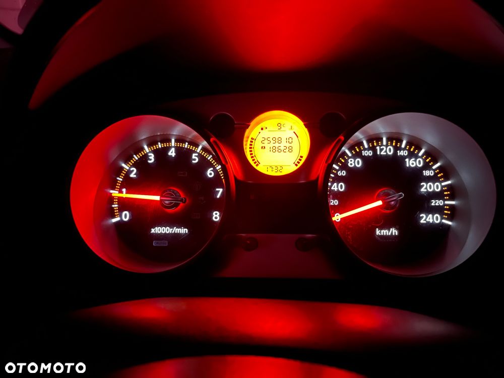 Nissan Qashqai 2.0 4x4 Tekna - 15