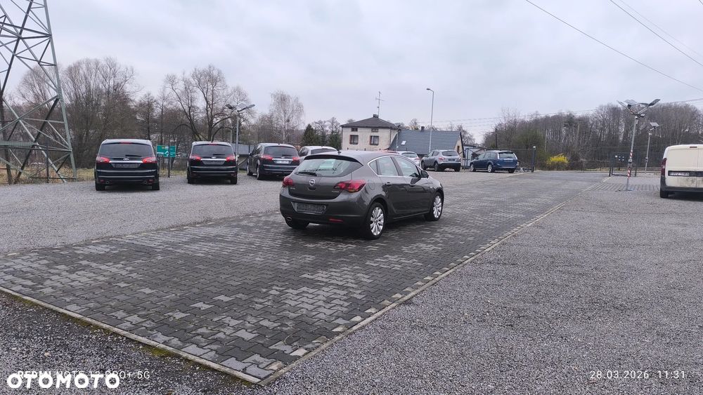 Opel Astra 1.4 Turbo Innovation - 19