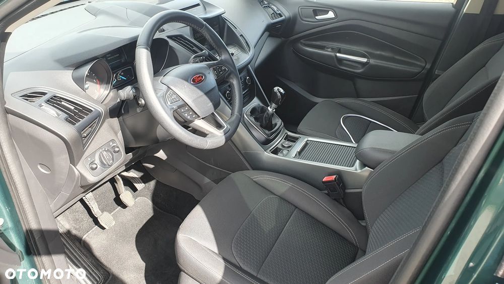 Ford Kuga 1.5 TDCi 2x4 Titanium - 13