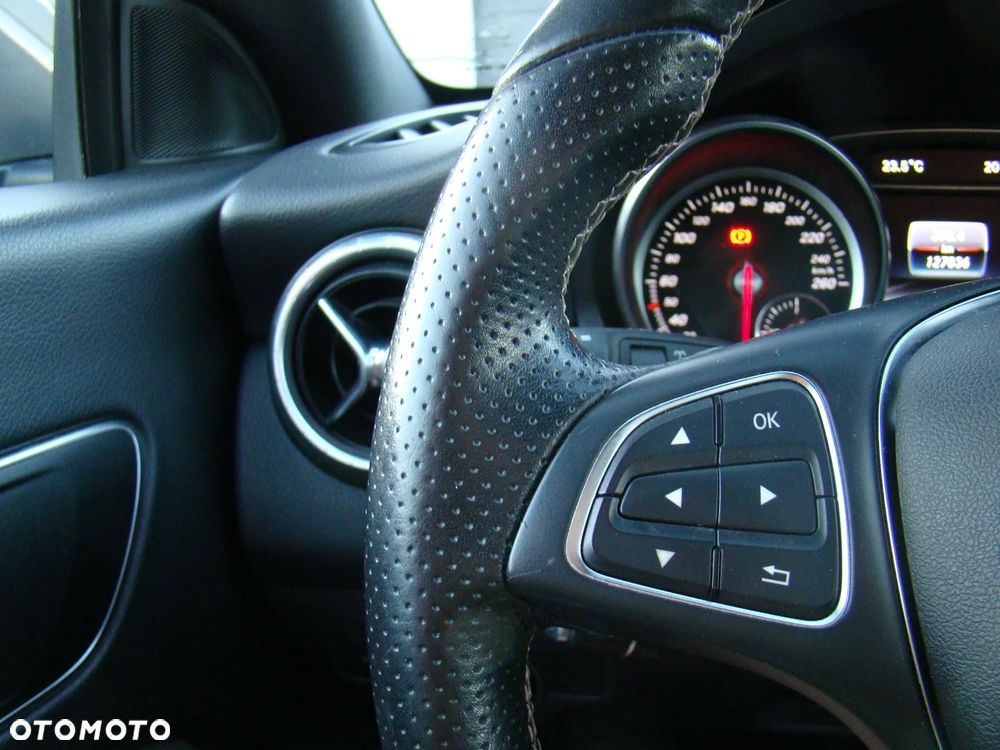 Mercedes-Benz CLA - 26
