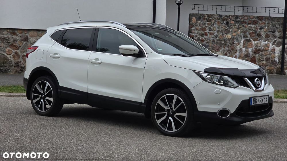 Nissan Qashqai 1.2 DIG-T Xtronic TEKNA+ - 1