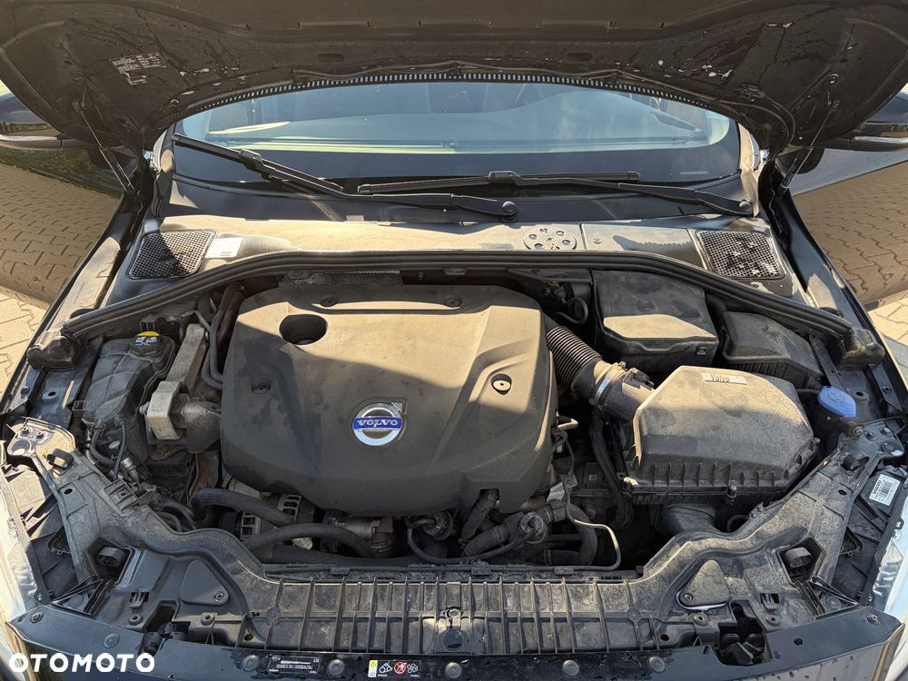 Volvo V60 D4 Momentum - 12
