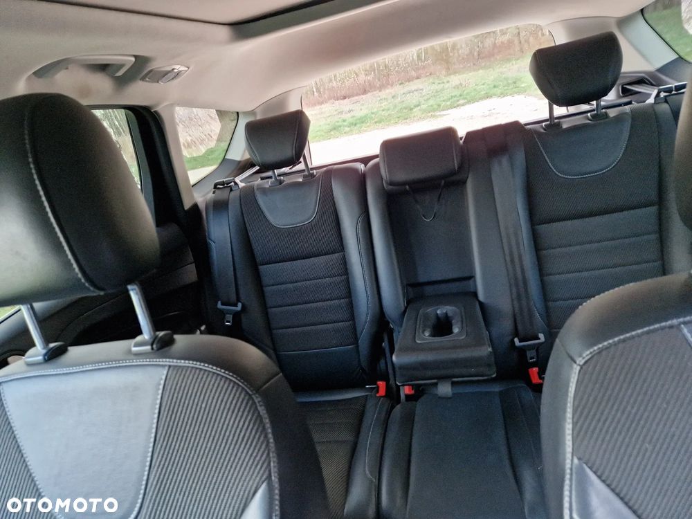 Ford Kuga 2.0 TDCi 4x4 Titanium - 11