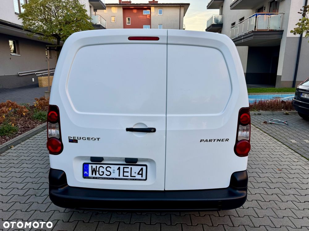 Peugeot Partner - 11