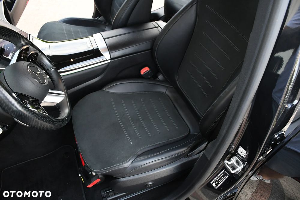 Mercedes-Benz GLC 300 e PHEV 4-Matic AMG Line - 27