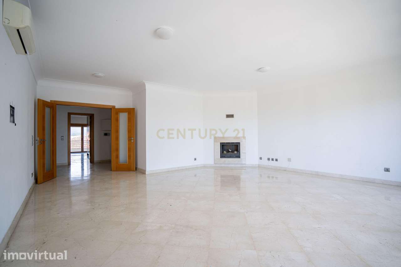 Apartamento T4 em Alcabideche - condomínio privado c/piscina - Grande imagem: 5/36