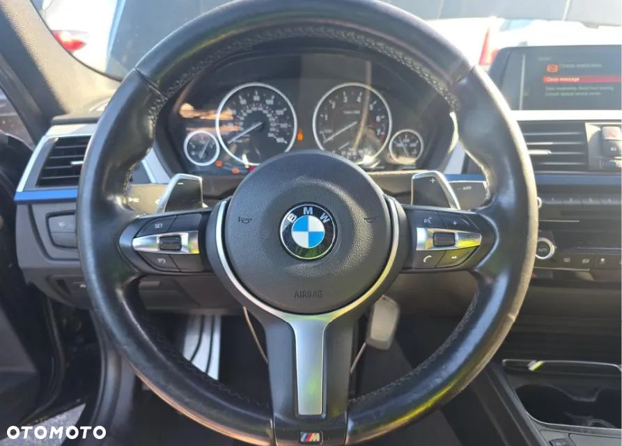 BMW Seria 3 340i M Sport - 9