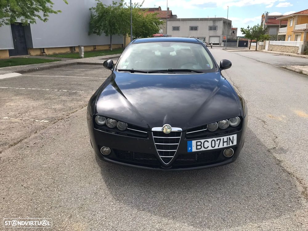 Alfa Romeo 159 1.9 JTDM 16V - 5