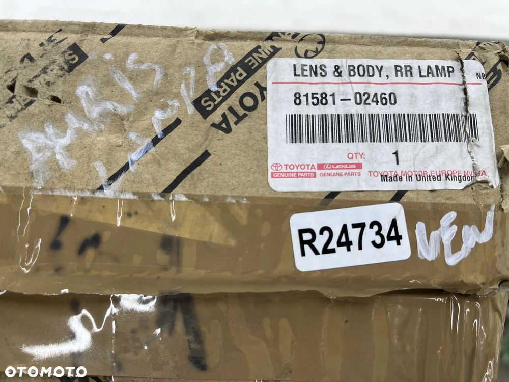 Lampa Toyota Auris II E18 Corolla HB 12-15r. NOWA prawa tylna w klapę bagażnika EU Oryginalna 81581- - 10