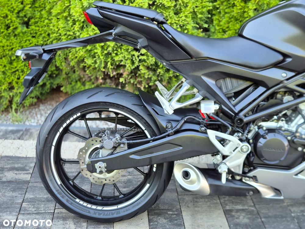 Honda CB - 8