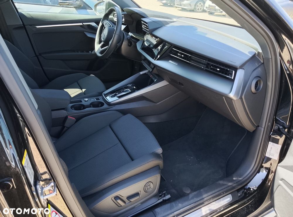 Audi A3 Sportback - 9