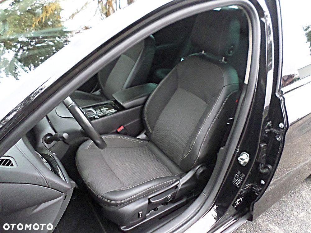Opel Insignia 1.5 Direct Inj Turbo Ultimate Exclusive - 34