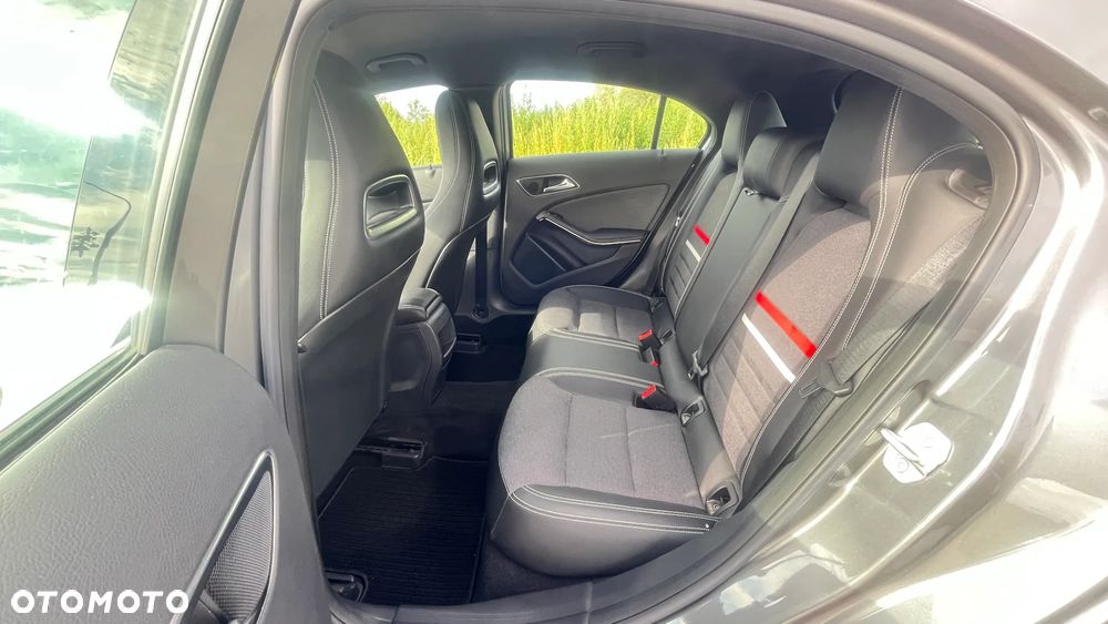 Mercedes-Benz Klasa A 180 (BlueEFFICIENCY) Style - 13