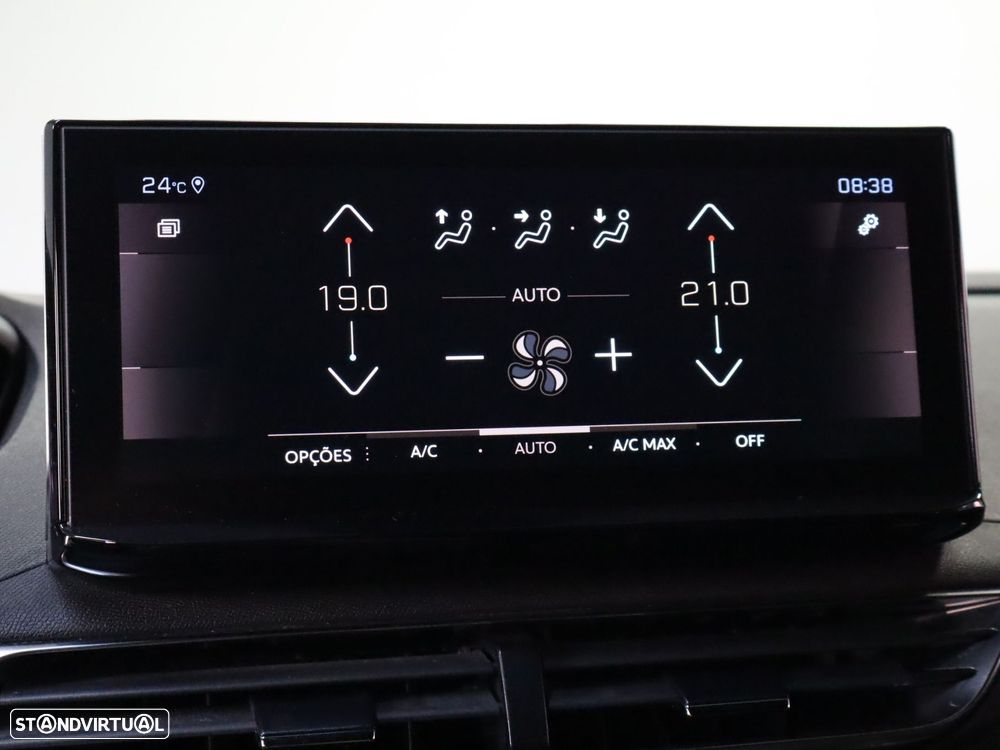 Peugeot 5008 1.5 BlueHDi GT EAT8 - 17