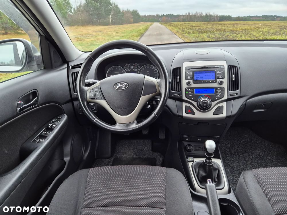 Hyundai i30 1.6 blue Classic - 3