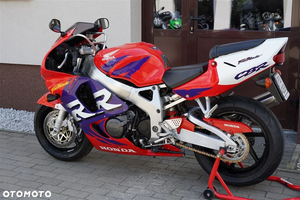 Honda CBR - 19