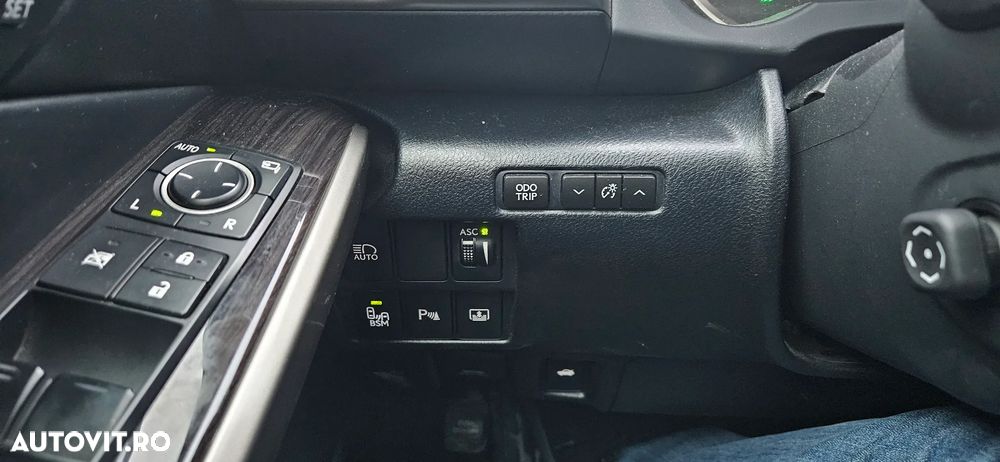 Lexus Seria IS Luxury Line - 5