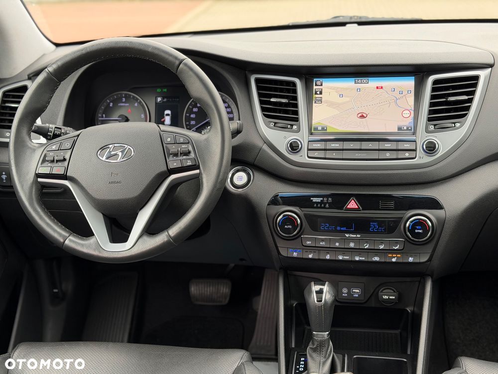 Hyundai Tucson 2.0 CRDI 4WD Automatik Premium - 8