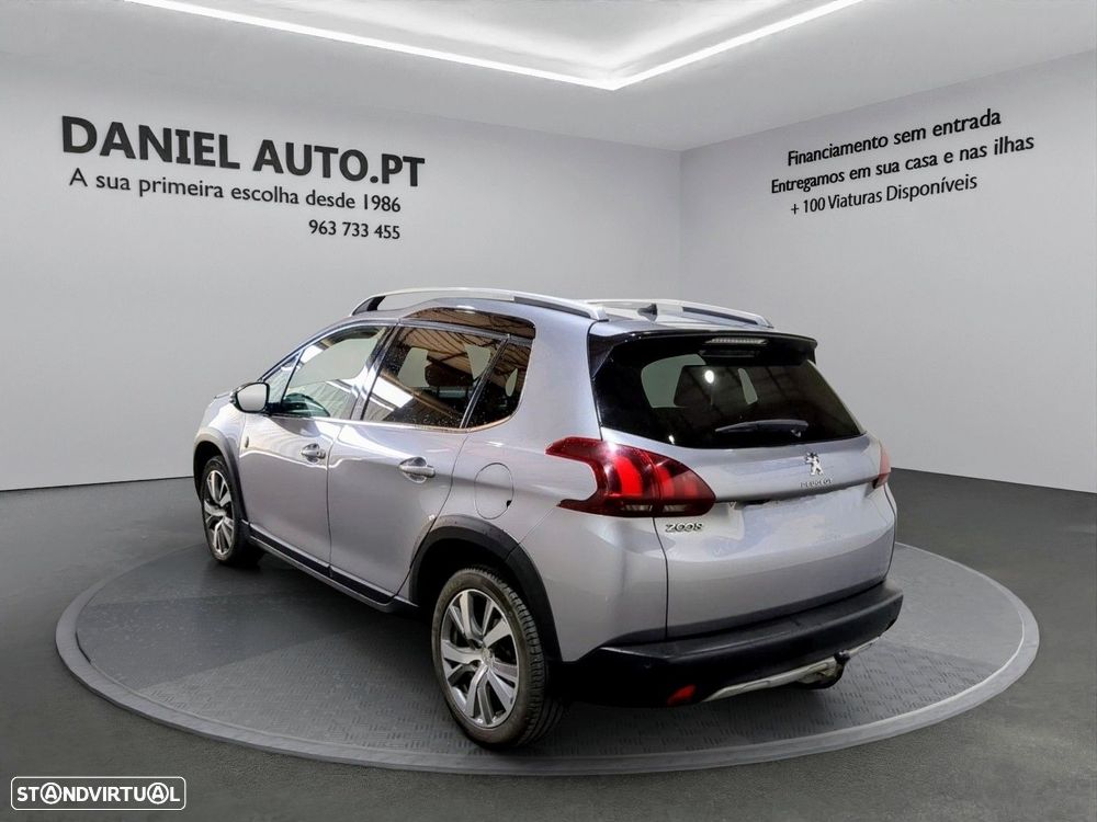 Peugeot 2008 1.2 PureTech Style - 5