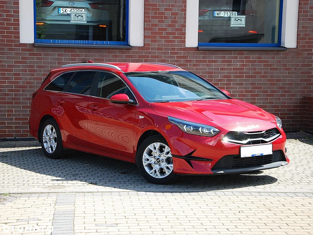 Kia Ceed - 4