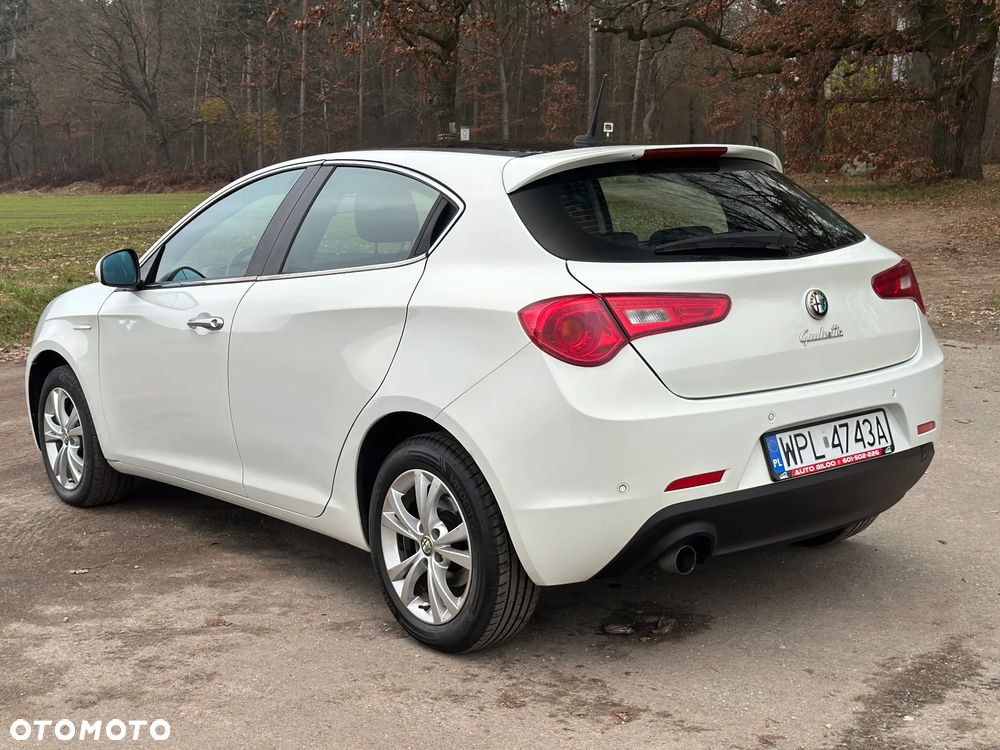 Alfa Romeo Giulietta 1.4 TB 16V Multiair Collezione - 11
