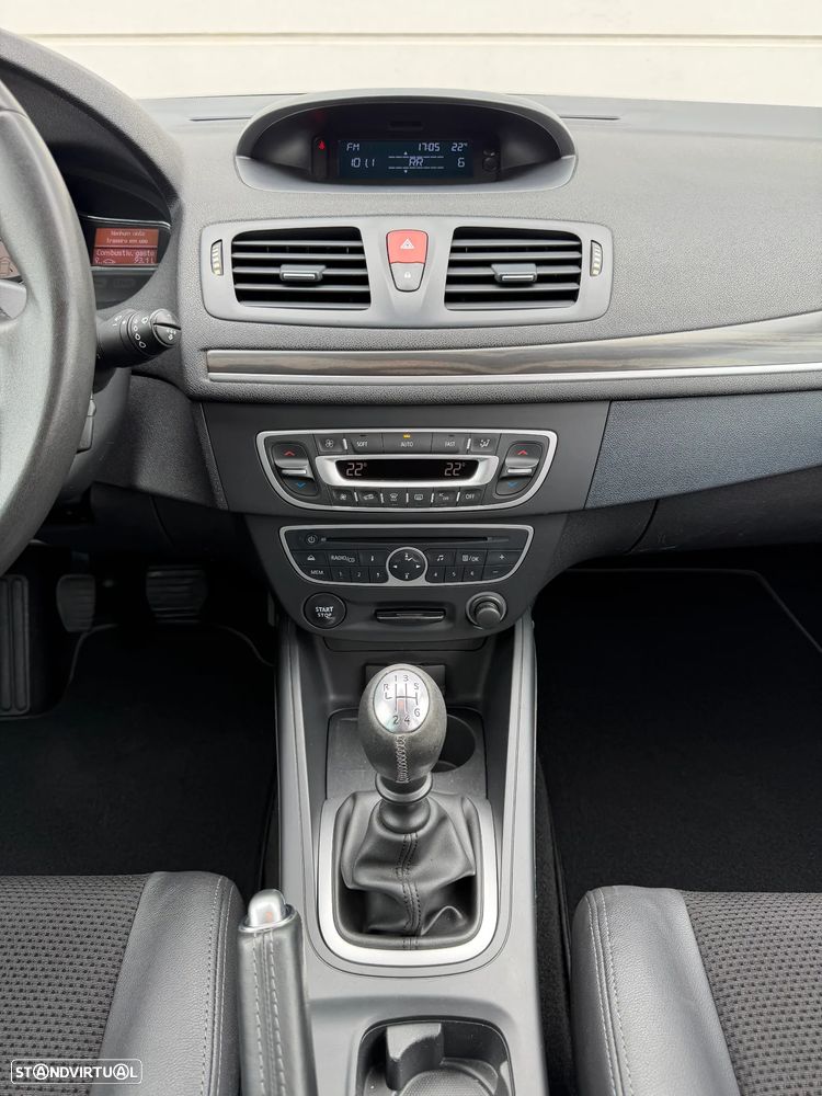 Renault Mégane 1.5 dCi Dynamique S - 15