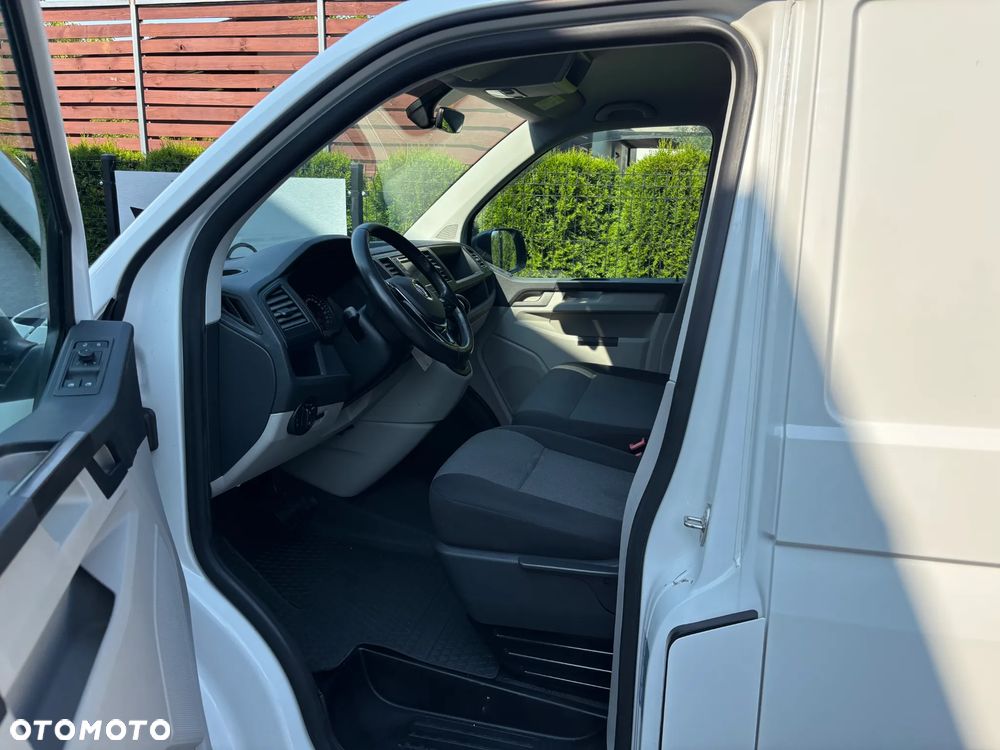 Volkswagen Transporter T6** L1H1**150KM**DSG**Klimatyzacja**Sprowadzony - 10