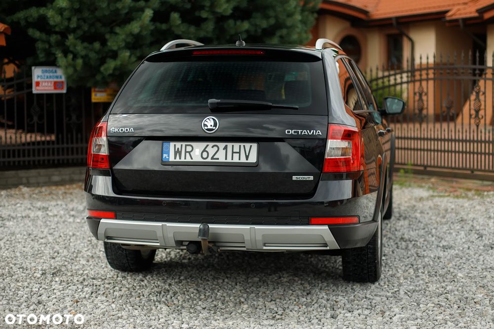 Skoda Octavia 2.0 TDI 4x4 DSG Scout - 6