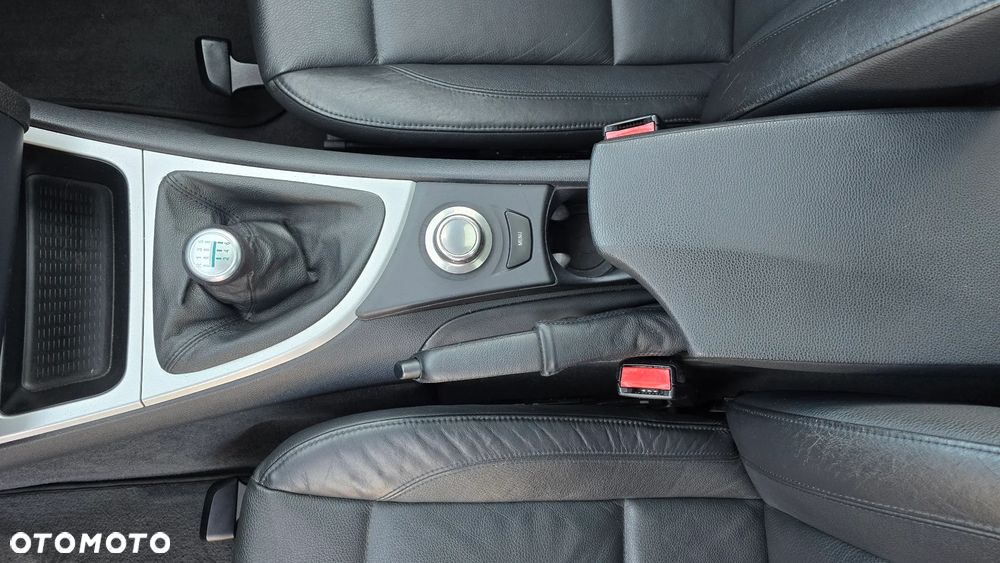BMW Seria 1 120d DPF Edition Sport - 20